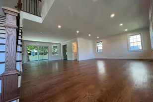 158 Lee Ave, Hicksville, NY 11801 - Photo 4