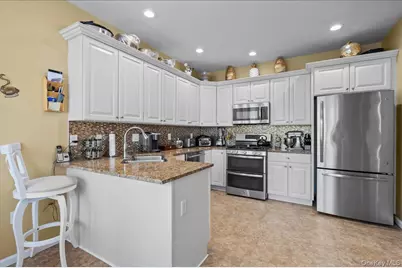 33 Pinehurst Circle, Monroe, NY 10950 - Photo 10
