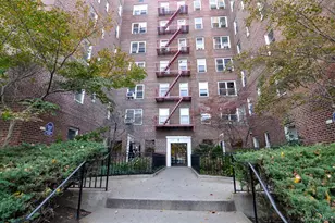 39-30 52nd St, Woodside, NY 11377 - Photo 12