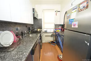 64-41 Saunders St, Forest Hills, NY 11374 - Photo 4