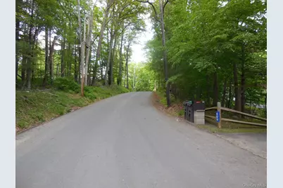 609 Red Hill Road, Wurtsboro, NY 12790 - Photo 38