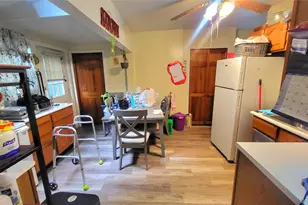 41 Conklin St, Poughkeepsie, NY 12601 - Photo 4