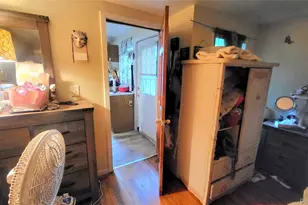 41 Conklin St, Poughkeepsie, NY 12601 - Photo 10