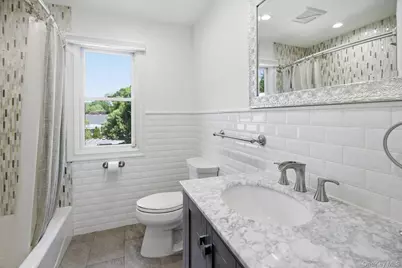 19 Gruber Drive, Glen Cove, NY 11542 - Photo 14