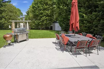 19 Gruber Drive, Glen Cove, NY 11542 - Photo 16