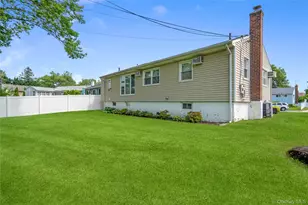 32 Elderberry Ln E, Valley Stream, NY 11581 - Photo 30