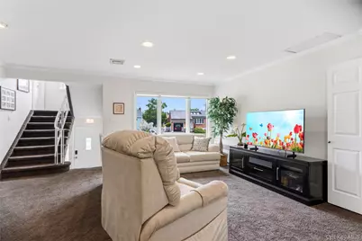 32 Elderberry Lane E, Valley Stream, NY 11581 - Photo 6