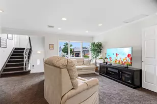 32 Elderberry Ln E, Valley Stream, NY 11581 - Photo 6