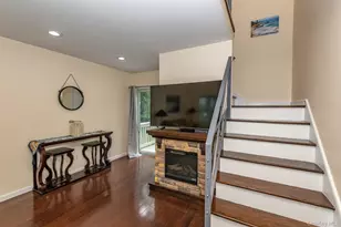 5 Hyler Dr, Hampton Bays, NY 11946 - Photo 4