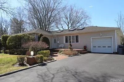 46 Marian Lane, Jericho, NY 11753 - Photo 1