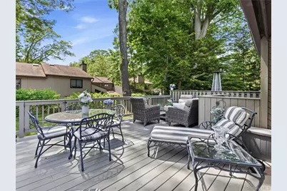 227 Hamlet Drive, Jericho, NY 11753 - Photo 28