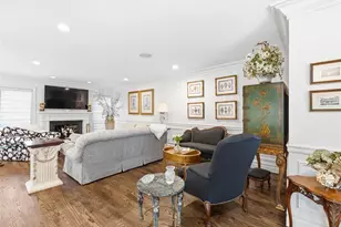 227 Hamlet Dr, Jericho, NY 11753 - Photo 6