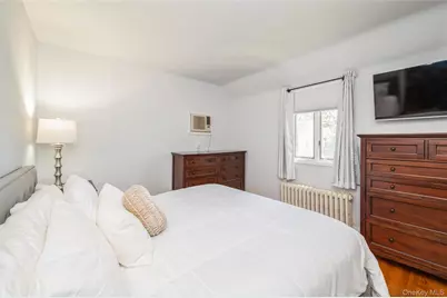 24 Commonwealth Street, Franklin Square, NY 11010 - Photo 14