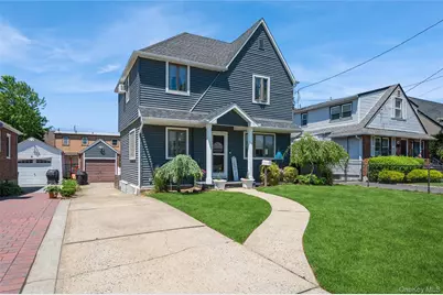 24 Commonwealth Street, Franklin Square, NY 11010 - Photo 1
