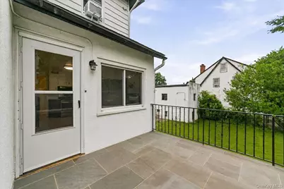 25 Fowler Avenue, Yonkers, NY 10701 - Photo 44