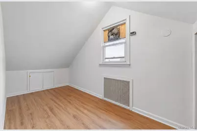 25 Fowler Avenue, Yonkers, NY 10701 - Photo 40