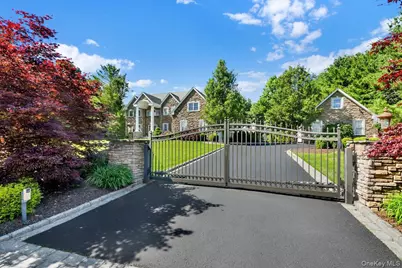 9 Tyler Court, Mahopac, NY 10541 - Photo 2