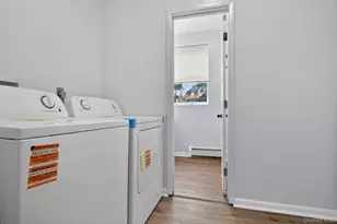 160 N Miller St, Newburgh, NY 12550 - Photo 14