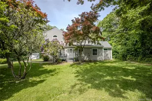 35 Cottam Hill Rd, Wappingers Falls, NY 12590 - Photo 2