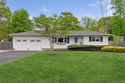 89 Woodlawn Avenue, East Moriches, NY 11940 - Photo 1