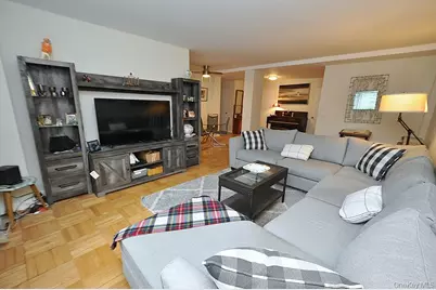 235 Garth Road #A5B, Scarsdale, NY 10583 - Photo 4