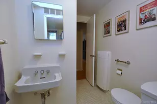 235 Garth Rd, Scarsdale, NY 10583 - Photo 28