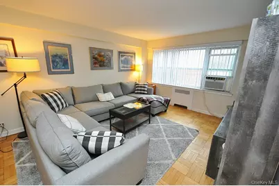 235 Garth Road #A5B, Scarsdale, NY 10583 - Photo 6