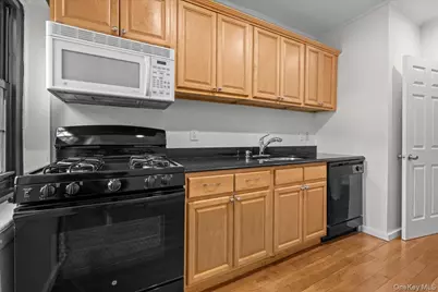 1440 Boston Post Road #2I, Larchmont, NY 10538 - Photo 8