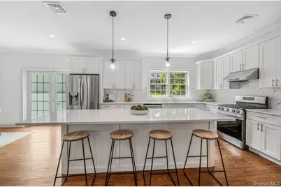 1 Kewanee Road, New Rochelle, NY 10804 - Photo 12
