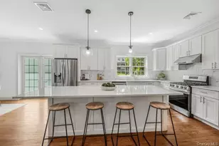 1 Kewanee Rd, New Rochelle, NY 10804 - Photo 12