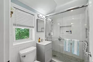 83 Whitman Rd, Yonkers, NY 10710 - Photo 16