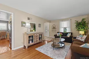83 Whitman Rd, Yonkers, NY 10710 - Photo 4