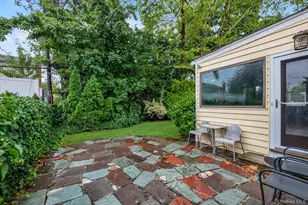 46 Patton Blvd, New Hyde Park, NY 11040 - Photo 14