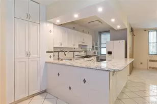 10420 68th Dr, Forest Hills, NY 11375 - Photo 6