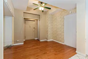 10420 68th Dr, Forest Hills, NY 11375 - Photo 4