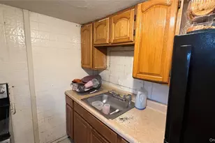 18 Pennsylvania Ave, Brentwood, NY 11717 - Photo 14