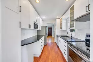 83 East End Ave, Hicksville, NY 11801 - Photo 4