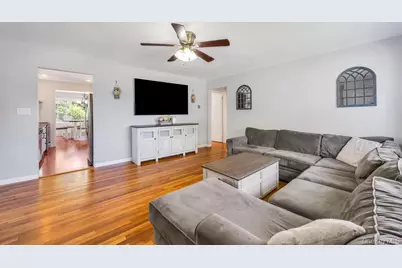 83 E End Avenue, Hicksville, NY 11801 - Photo 6