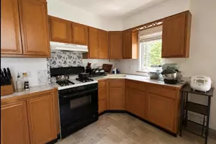 72-21 66th Dr, Middle Village, NY 11379 - Photo 6