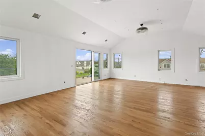 400 E Olive Street, Long Beach, NY 11561 - Photo 28