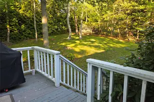 13 Linda Ln E, Riverhead, NY 11901 - Photo 28