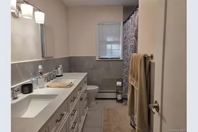 13 Linda Lane E, Riverhead, NY 11901 - Photo 16