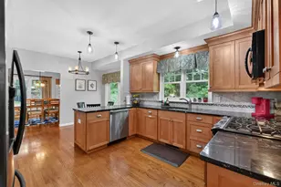 12 Newton Ct, Croton on Hudson, NY 10520 - Photo 8