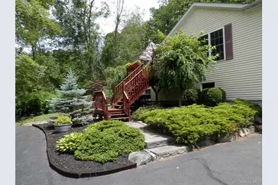 590 Farm To Market Road, Brewster, NY 10509 - Photo 4