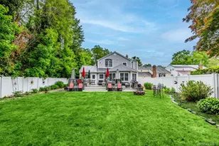 5 Bennett Ave, Huntington Station, NY 11746 - Photo 4