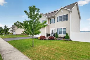 3510 John Paul Jones Ln, New Windsor, NY 12553 - Photo 2