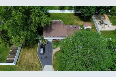 107 Clinton Avenue, Port Jefferson Station, NY 11776 - Photo 36