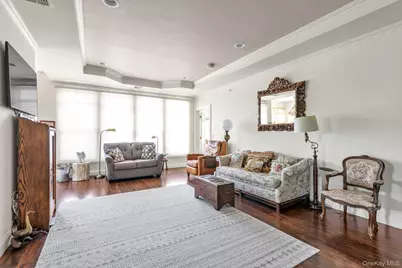 236 Roosevelt Way, Westbury, NY 11590 - Photo 4