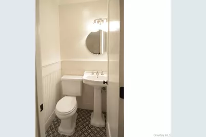 58 E Brookside Drive, Larchmont, NY 10538 - Photo 10