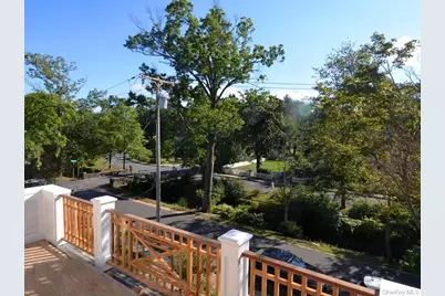58 E Brookside Drive, Larchmont, NY 10538 - Photo 26